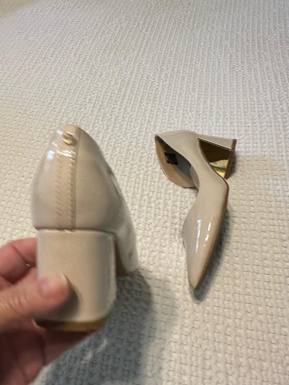 Jones New York Patent Pointed Toe Low Block Heel Pumps in Nude - Picture 9 of 9